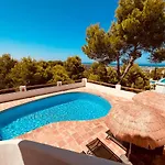 Ibiza Dream Denia, Seaview, Pool, Bbq, Airco, Wifi * Denia